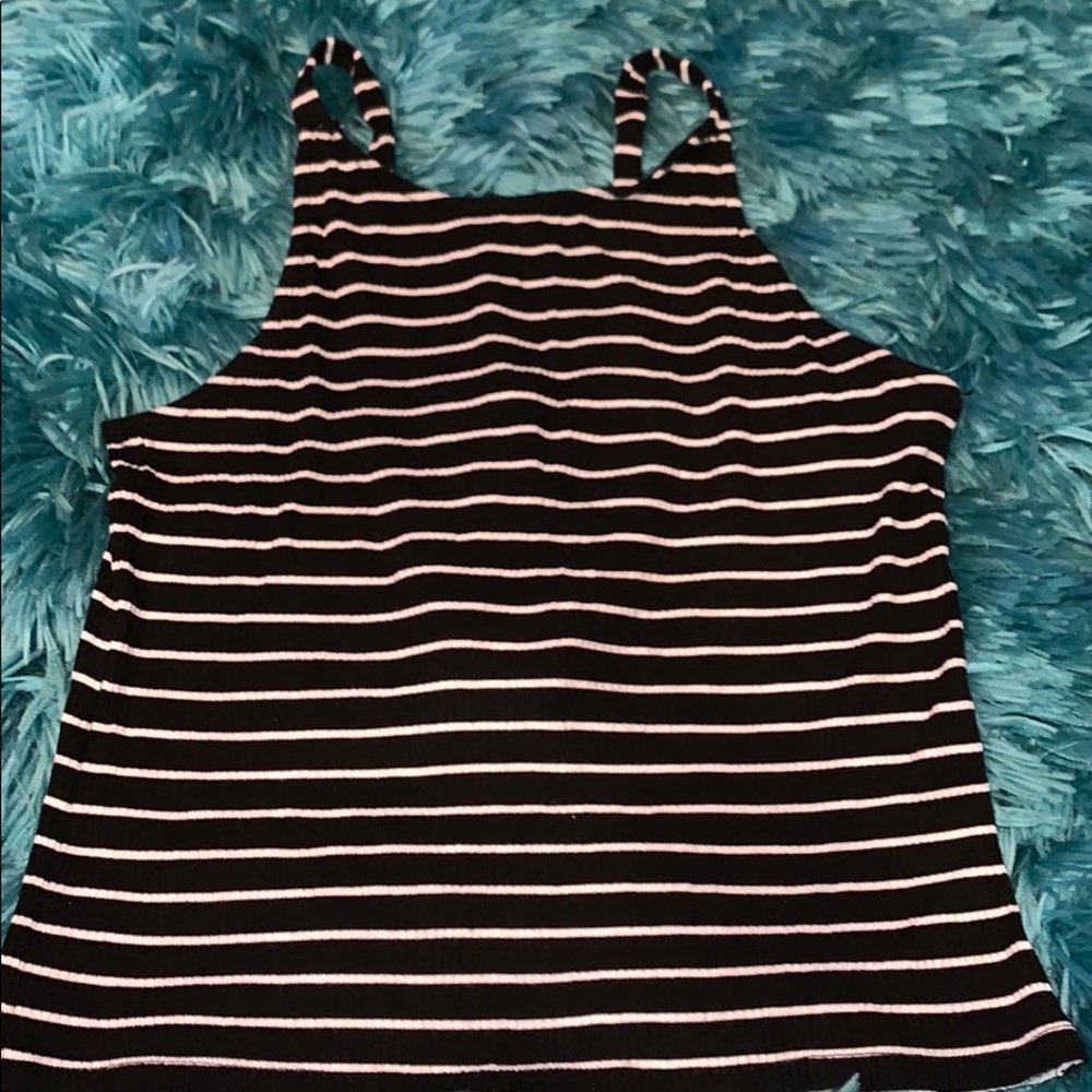 AE Crop Top